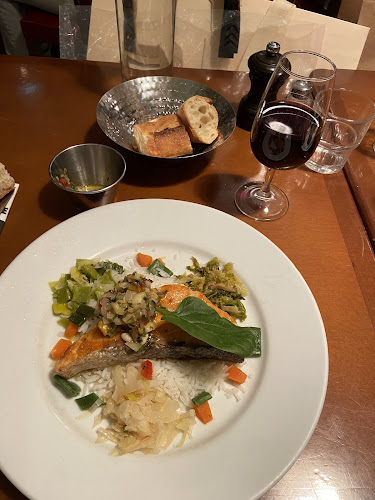 Opinii despre Les Philosophes în Paris - Restauration