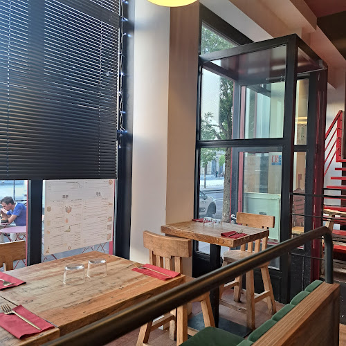 5 Quai des Queyries, 33100 Bordeaux