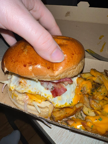 176 Av. Victor Hugo, 92140 Clamart