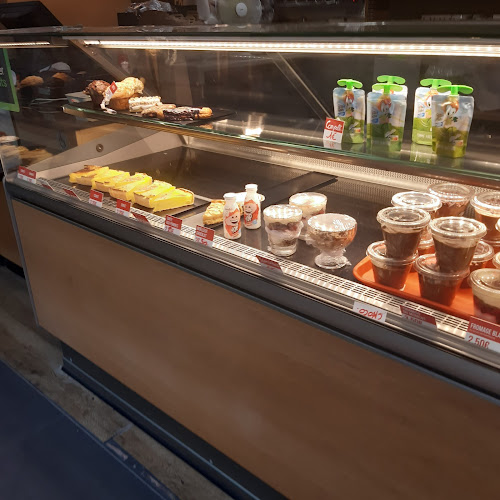 Route de Spycker Centre Commercial Auchan, 59760 Grande-Synthe