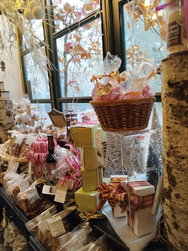 Opinii despre L'ATELIER DU BISCUIT ALENÇON 61 🍪 MAISON SEBYRE în Alençon - Restauration