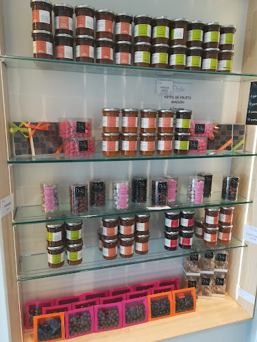 pâtisserie chocolaterie Dulac - Restauration