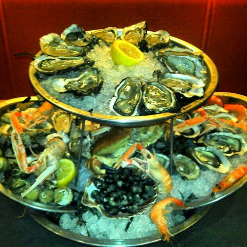 𝐋𝐚 𝐓𝐚𝐯𝐞𝐫𝐧𝐞 Table de Caractère 𝐌𝐞𝐭𝐳 - Metz