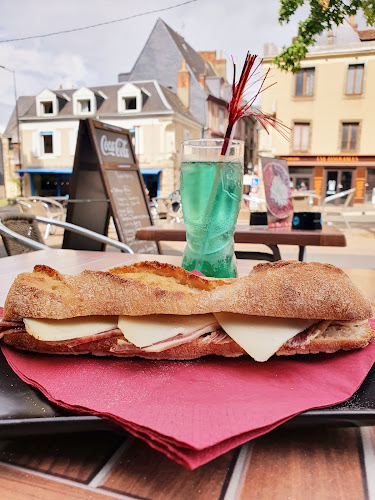 Comentarii opinii despre BAR L'ÉPERON, Le Mans