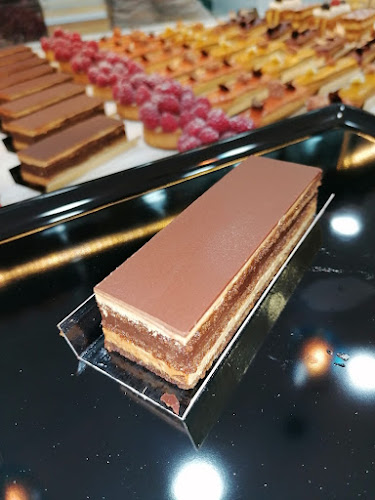 2 Rue de Ménilmontant, 75020 Paris