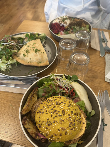 La petite graine - Restauration