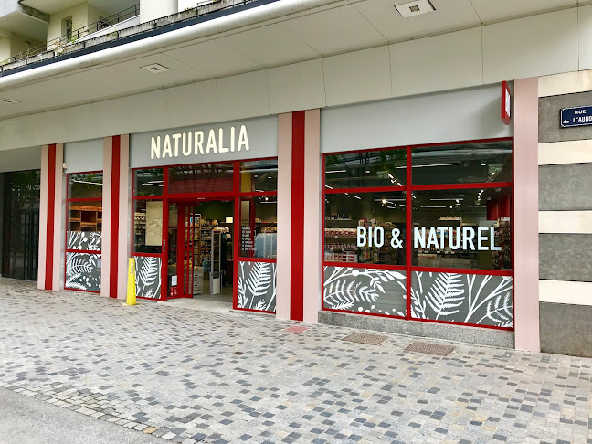 NATURALIA