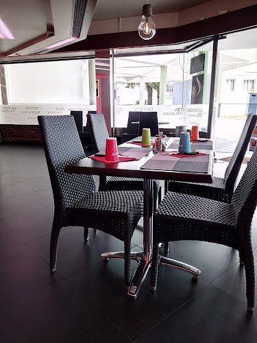 24 Rue Normandie Niemen, 01100 Oyonnax