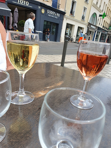 58 Rue de Poissy, 78100 Saint-Germain-en-Laye