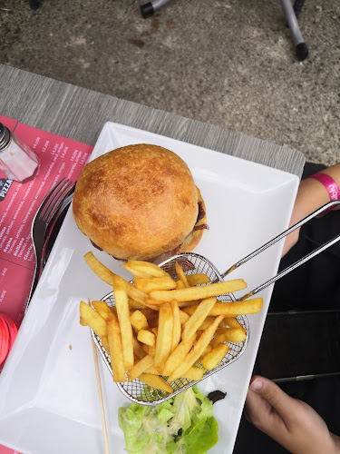 Marais Social Club - Restauration