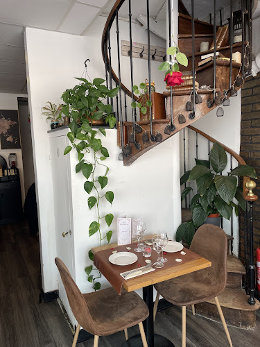 Opinii despre BERYTUS Café Restaurant în Pontoise - Restauration