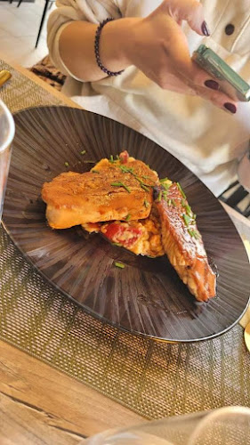 Comentarii opinii despre FEEL GOOD THE PLACE TO BE