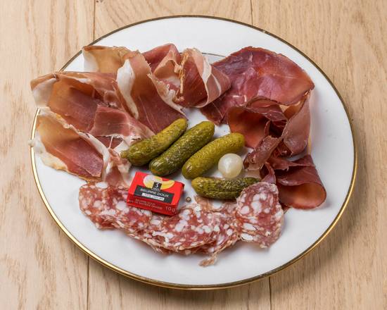 Opinii despre les cochonneries du general în Thonon-les-Bains - Restauration