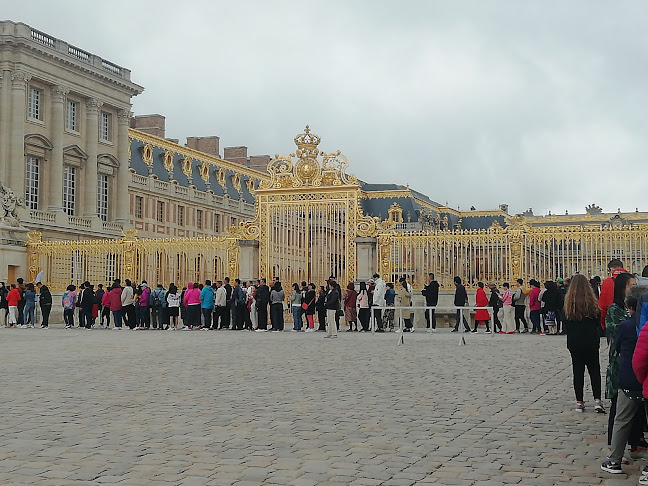 50 Av. de Paris, 78000 Versailles
