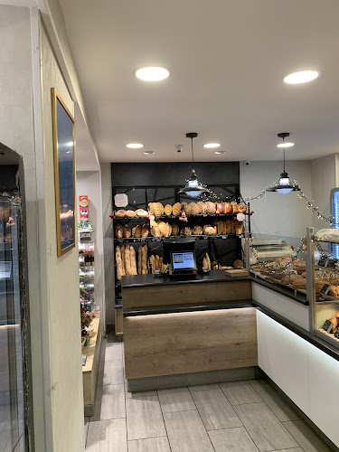 Boulangerie Pâtisserie "le Fournil de l’Amiral" - Restauration