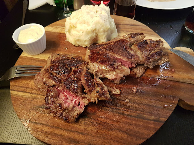 Opinii despre Le Bear's Café în Le Raincy - Restauration