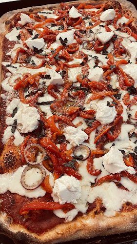 Opinii despre LES PIZZAS D'ANATOLE în Saint-Pierre-du-Mont - Restauration