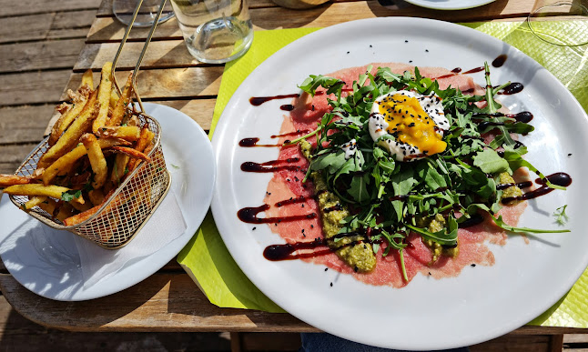 Comentarii opinii despre La Terrasse des Poètes