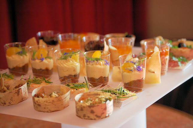 AU PIERROT FRIAND - Restauration