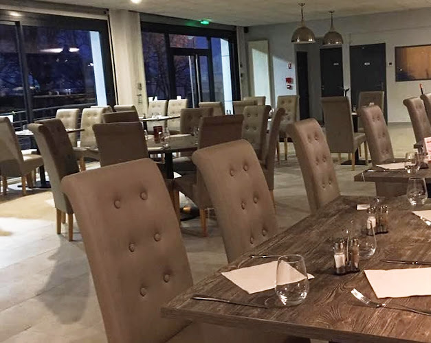 Opinii despre La Strada în Oyonnax - Restauration