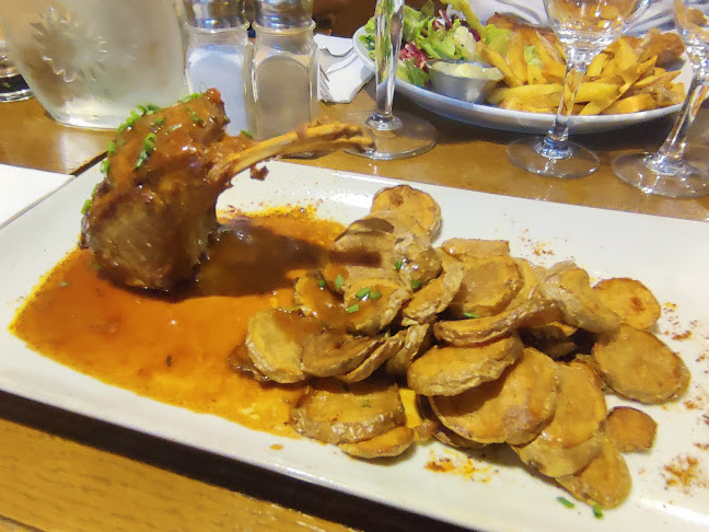 3 Pl. des 3 Frères Lebeuf, 92400 Courbevoie