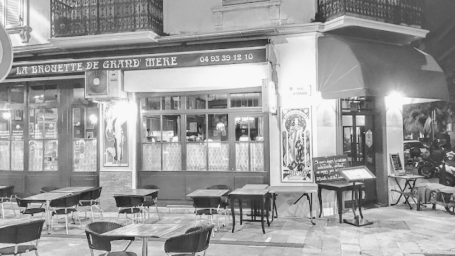 La Brouette de Grand Mère