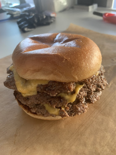 Comentarii opinii despre M'Burger