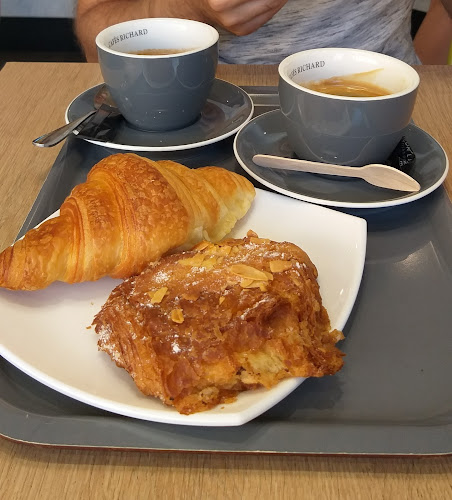 123 Rue Monge, 75005 Paris