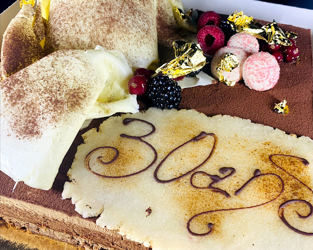 Comentarii opinii despre Konbini Ako