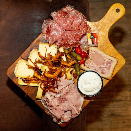 7 Pl. des Terreaux, 69001 Lyon