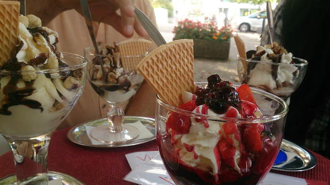 Comentarii opinii despre Eiscafe Via Veneto