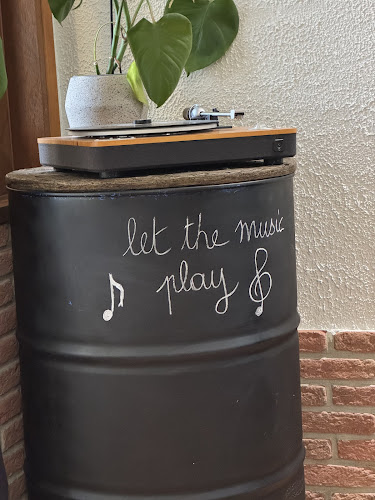 18 Rue Roger Sondag, 51160 Aÿ-Champagne