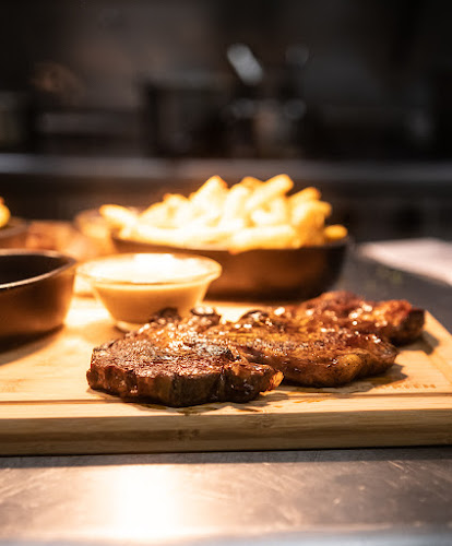 Opinii despre Black Baldi în Chelles - Restauration