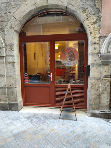 La BiblioTHEque salon thé