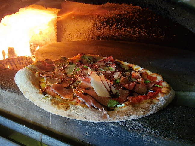 Opinii despre Pizza ô feu de bois et distributeur 24h/24 în Seysses - Restauration