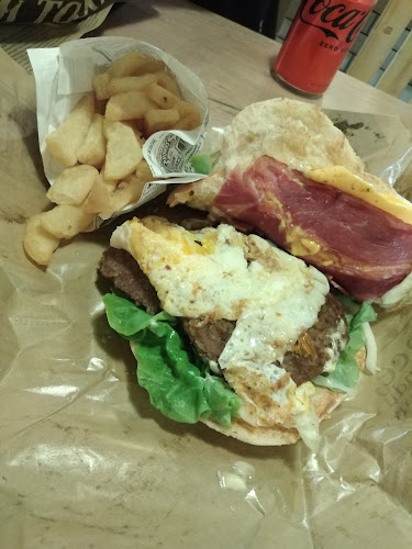 Comentarii opinii despre Burger and Grill's