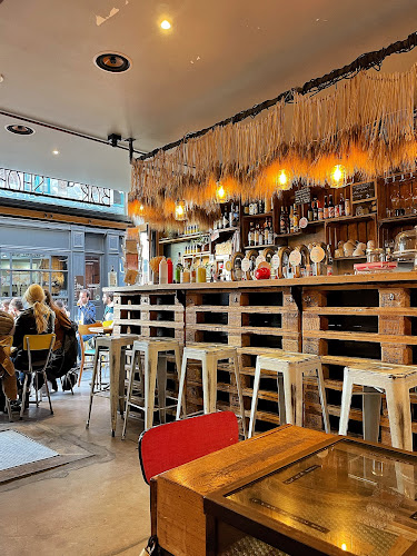 La Biche & Le Renard - Restauration