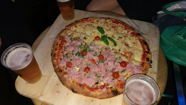 Comentarii opinii despre Café Oz Rooftop - The Australian Bar