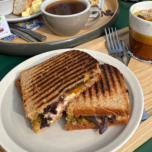 Opinii despre NEWTREE Café Bellecour în Lyon - Restauration