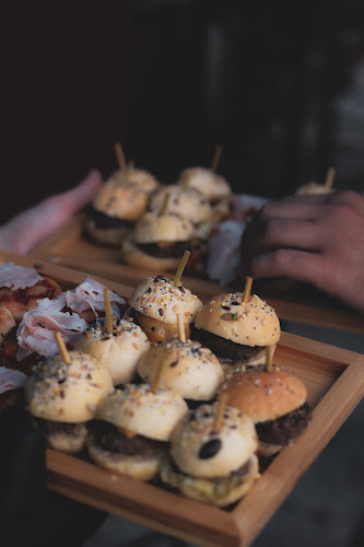 Comentarii opinii despre Traiteur L'evidence