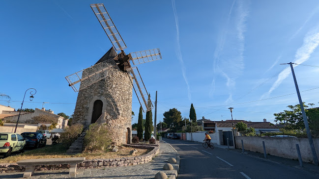 LE MOULIN PROVENCAL - Saint-Mitre-les-Remparts
