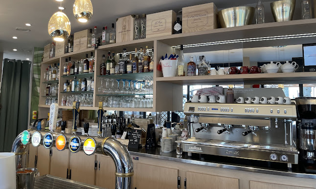 Comentarii opinii despre L'Orangerie M&K