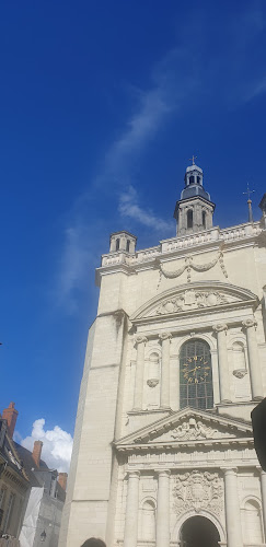 Opinii despre Bar Pub Le Saint Pierre în Saumur - Restauration