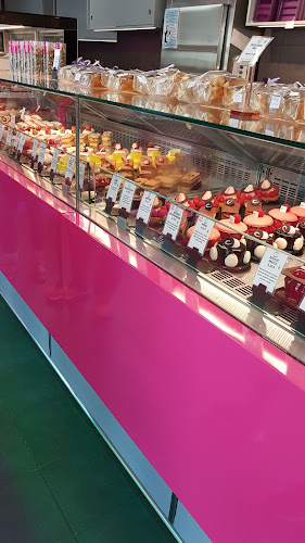 Comentarii opinii despre Maison Chanvillard - Boulanger, Pâtissier, Chocolatier, Glacier