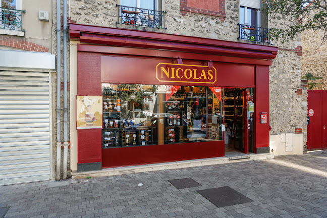 Nicolas Vaires s/Marne