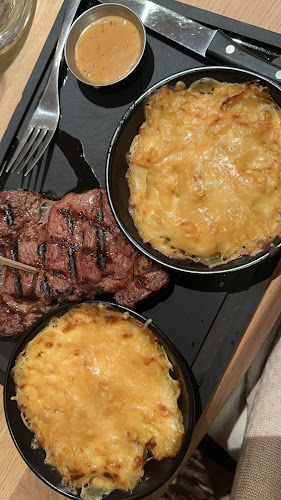 Comentarii opinii despre Hippopotamus Steakhouse