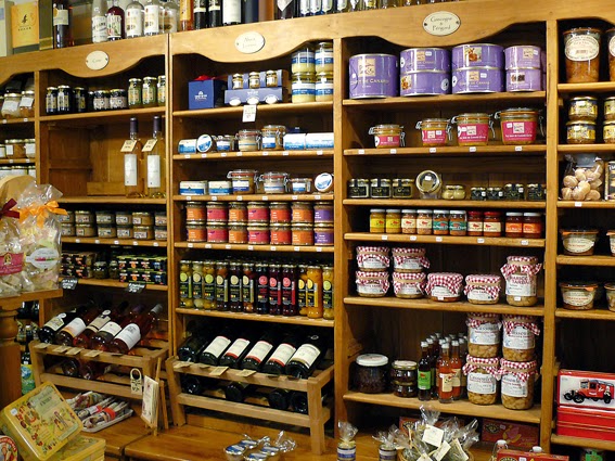 26 Rue Lepic, 75018 Paris