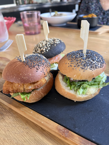 Les 3 B's (Chez Agathe) - Restauration