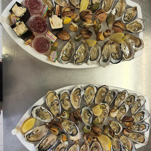 𝐋𝐚 𝐓𝐚𝐯𝐞𝐫𝐧𝐞 Table de Caractère 𝐌𝐞𝐭𝐳