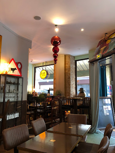 24 Rue Caulaincourt, 75018 Paris